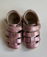 Load image into Gallery viewer, Old Soles kids girls toddler size EUR 20 pink metallic strappy shoes, VGUC
