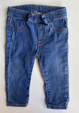 Load image into Gallery viewer, H&amp;M baby size 6-12 months blue denim stretch pull on jeans pants, VGUC
