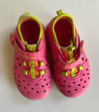 Load image into Gallery viewer, Stride Rite Made 2 Play kids girls size US 6 pink multi purpose shoes, GUC
