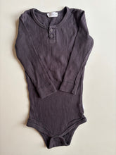Load image into Gallery viewer, Jamie Kay kids toddler size 2 years dark grey ribbed long sleeve bodysuit, VGUC
