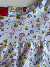 Load image into Gallery viewer, Higgledee kids girls toddler size 3 white bees floral short sleeve dress, VGUC
