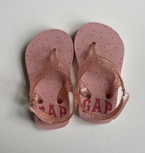 Gap kids girls size 7-8T pink spotted glitter thongs flip flops logo, VGUC