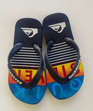 Load image into Gallery viewer, Quiksilver kids size 8 navy blue multicolour thongs flip flops shoes, EUC
