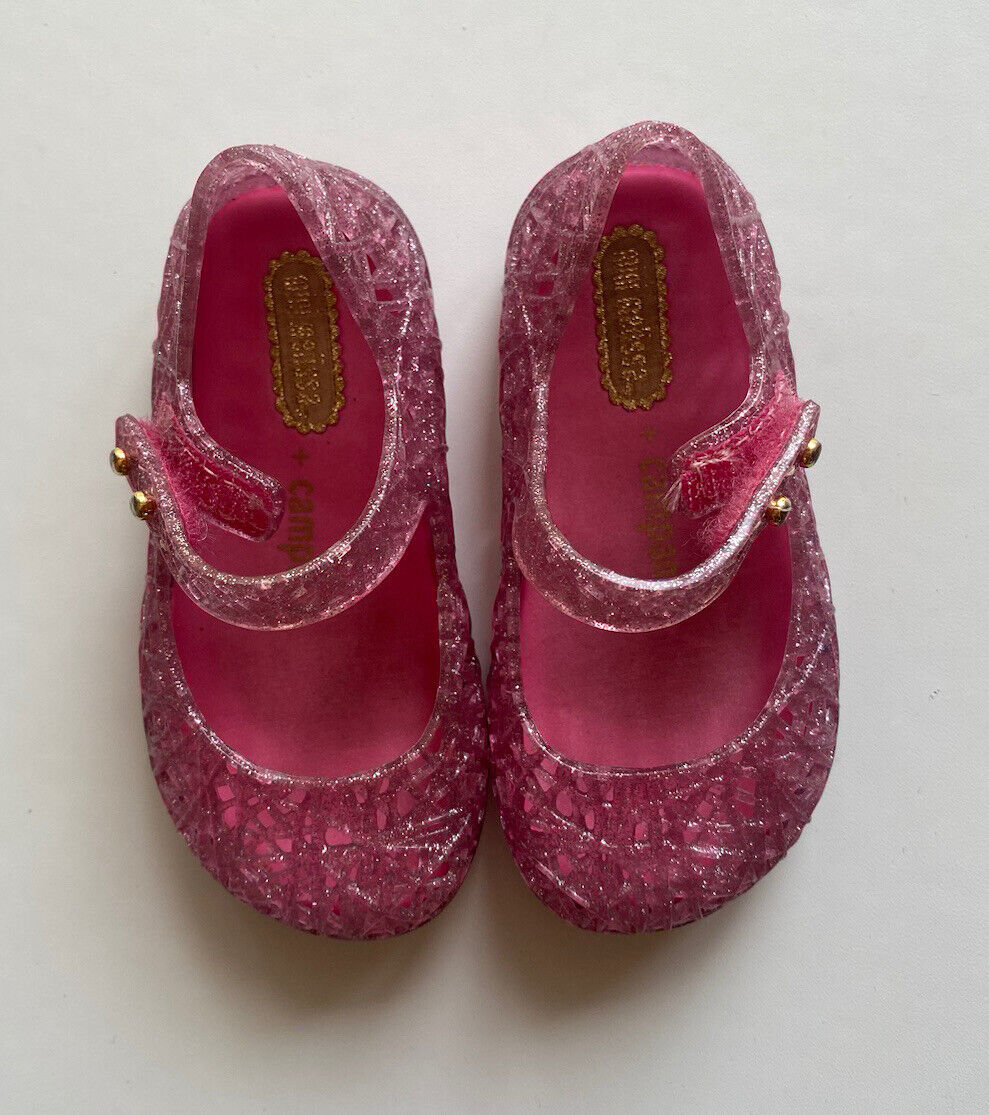 Pink glitter best sale baby shoes