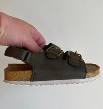 Load image into Gallery viewer, Cotton On Kids boys size UK 9/EUR 27 grey brown sandals shoes Summer, VGUC
