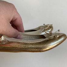 Load image into Gallery viewer, Seed kids girls size 24 gold ballet flat shoes bow leather, EUC
