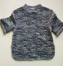 Load image into Gallery viewer, Chi Khi kids size 4-5 years grey quilted patterned short sleeve top, BNWT
