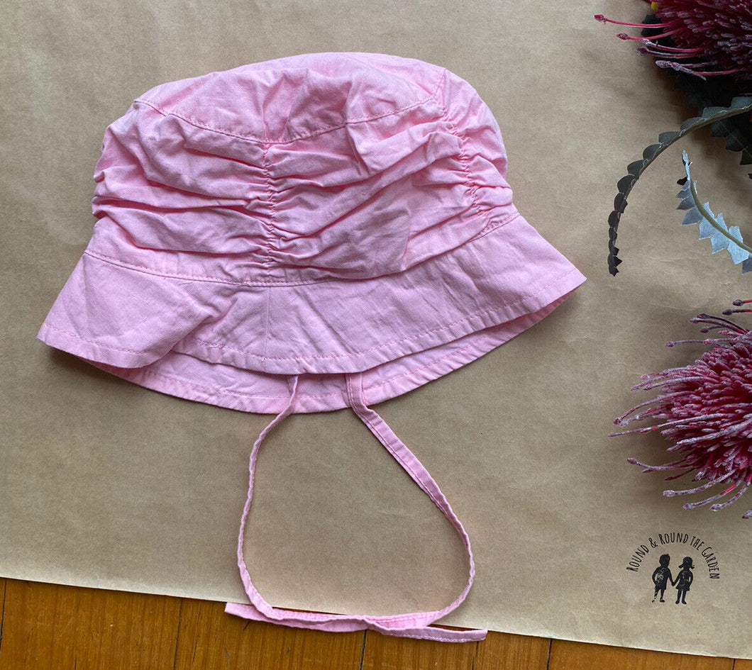 Bebe by Minihaha baby girl size XS pink gathered sun hat Summer, VGUC