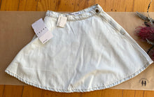 Load image into Gallery viewer, American Apparel women&#39;s size XS light wash denim circle skirt Made in USA BNWT
