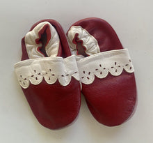 Load image into Gallery viewer, Unbranded baby girl size 6-12 months red white leather soft sole shoes, EUC
