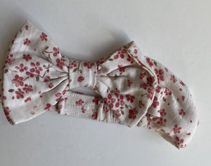 Purebaby baby girl size XS-S (NB-00) white pink floral headband bow, VGUC