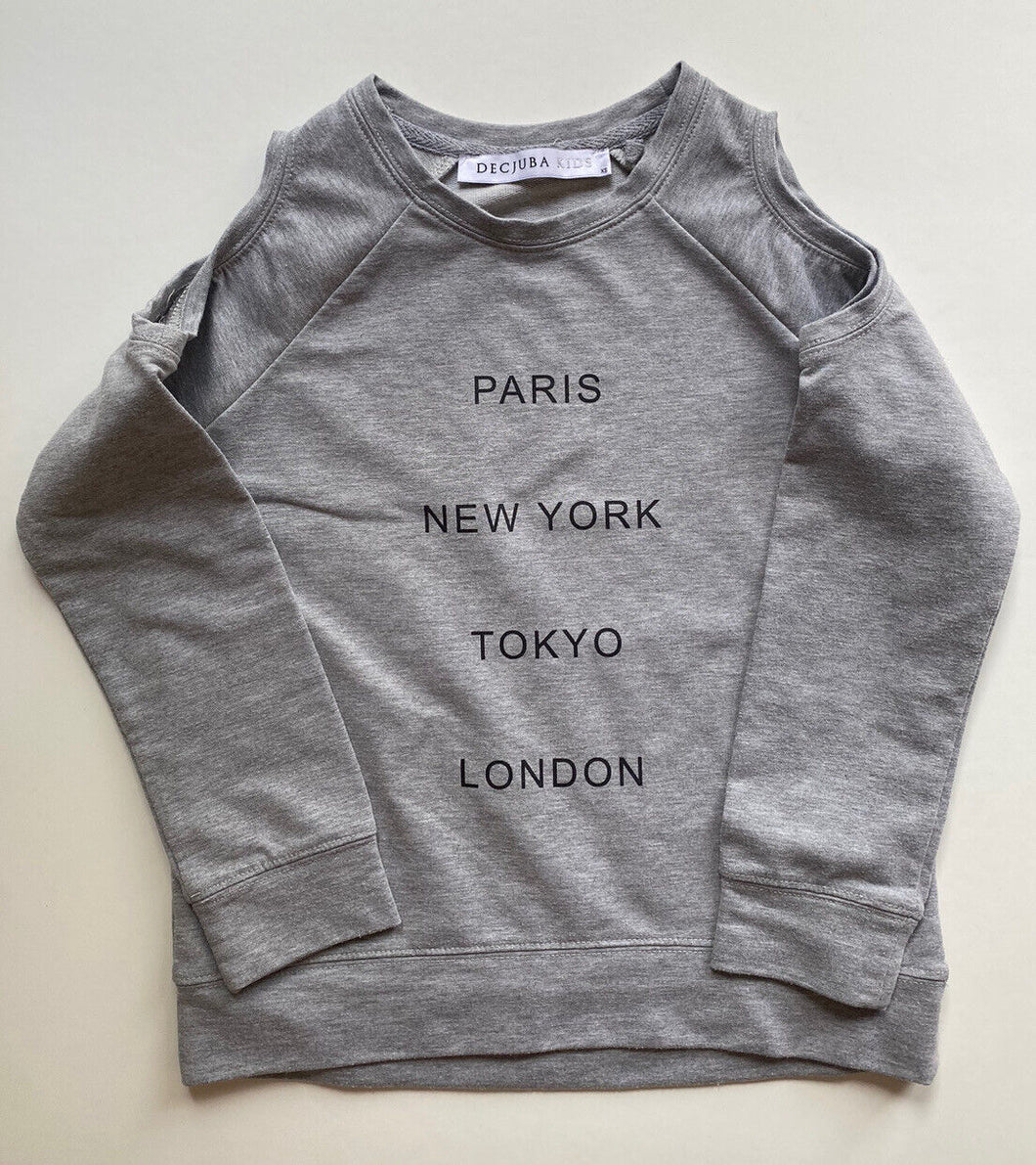 Decjuba Kids girls size XS (8-9) grey jumper cut outs cities, VGUC