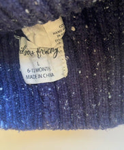 Load image into Gallery viewer, Wilson &amp; Frenchy baby size L 6-12 months navy blue knitted beanie hat spots VGUC
