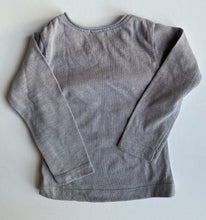 Load image into Gallery viewer, 3pommes baby girl size 6-9 months grey long sleeve top pink hearts, GUC
