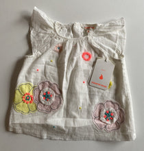 Load image into Gallery viewer, Country Road baby girl size 0-3 month white floral embroidered Summer dress BNWT
