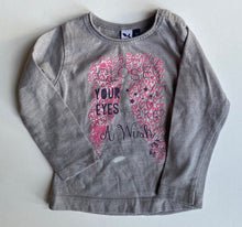 Load image into Gallery viewer, 3pommes baby girl size 6-9 months grey long sleeve top pink hearts, GUC
