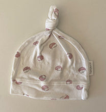 Load image into Gallery viewer, Purebaby baby girl size small white beanie knot hat pink hedgehogs, VGUC
